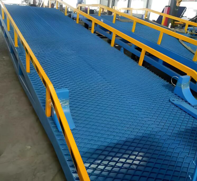 宝山移动式液压登车桥